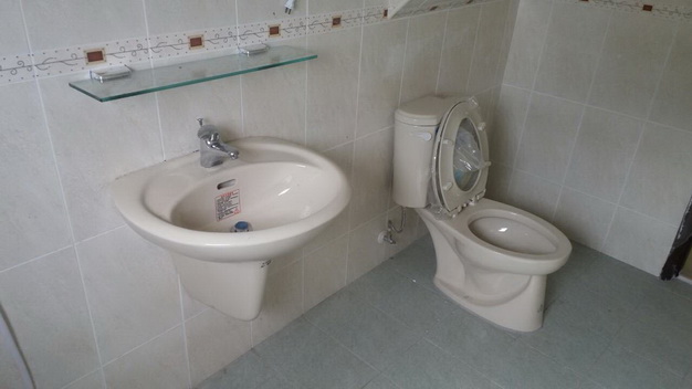 高雄大社區浴室整修, 高雄大社區衛浴廁所防水